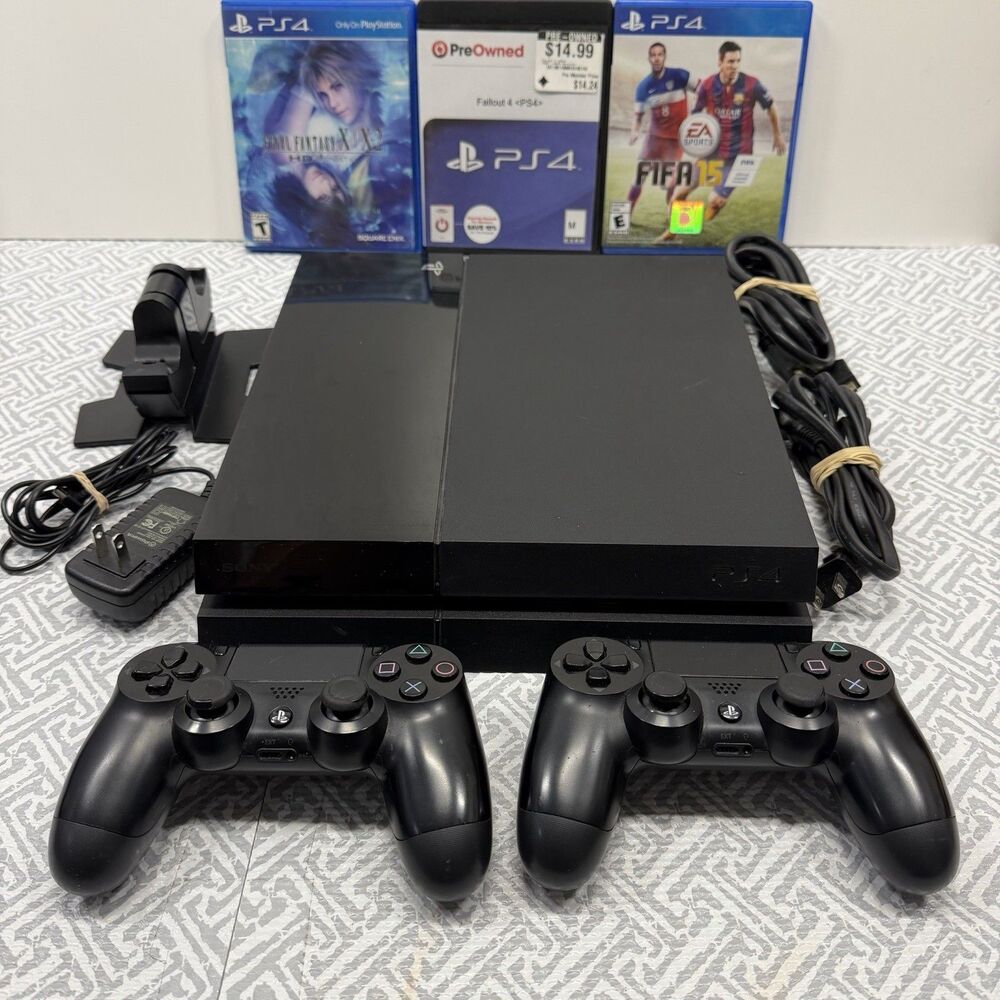 Sony PS4 500GB Console Bundle CUH-1001A Black - 2 Controllers, 3 Games, Dock